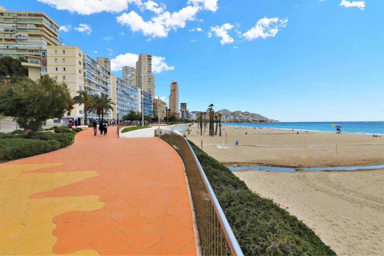 Sunset Waves 18-35 Poniente Beach Resort Benidorm Eksteriør billede
