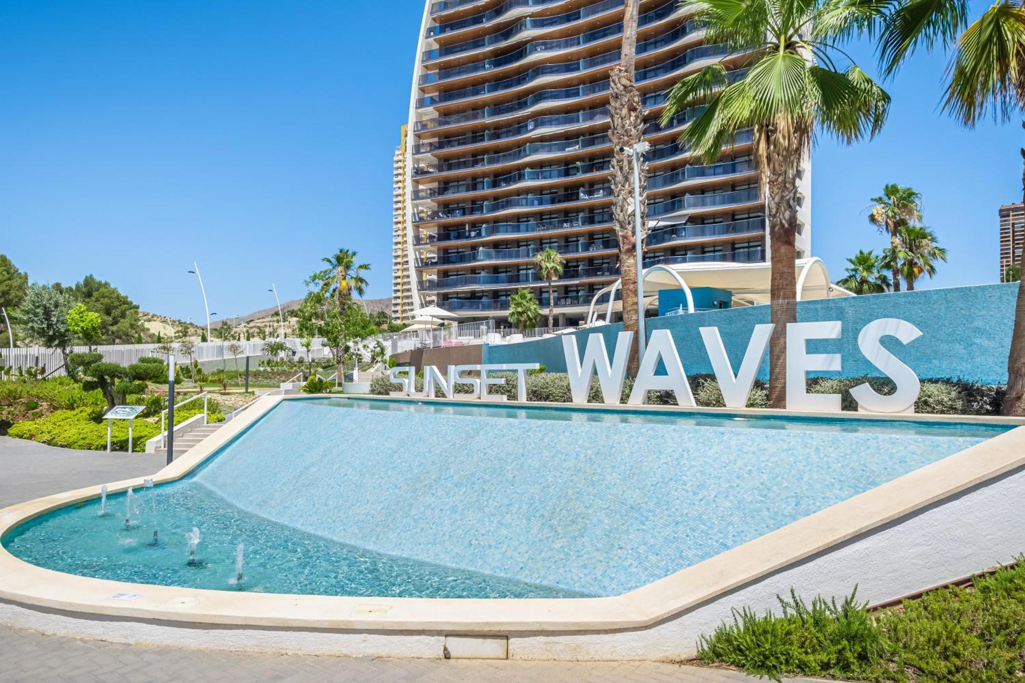 Sunset Waves 18-35 Poniente Beach Resort Benidorm Eksteriør billede