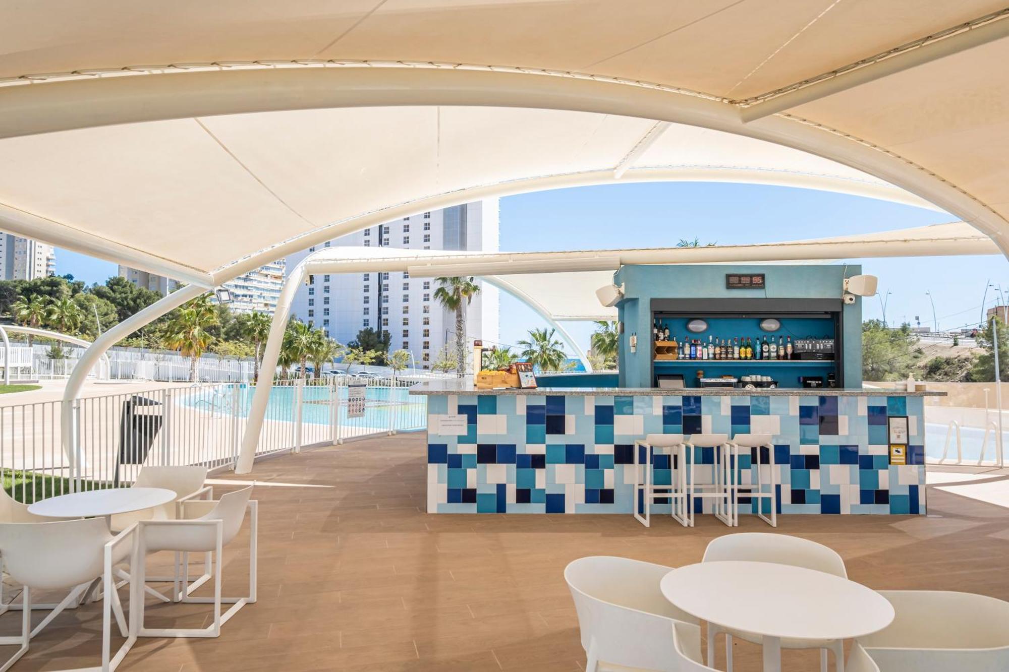 Sunset Waves 18-35 Poniente Beach Resort Benidorm Eksteriør billede