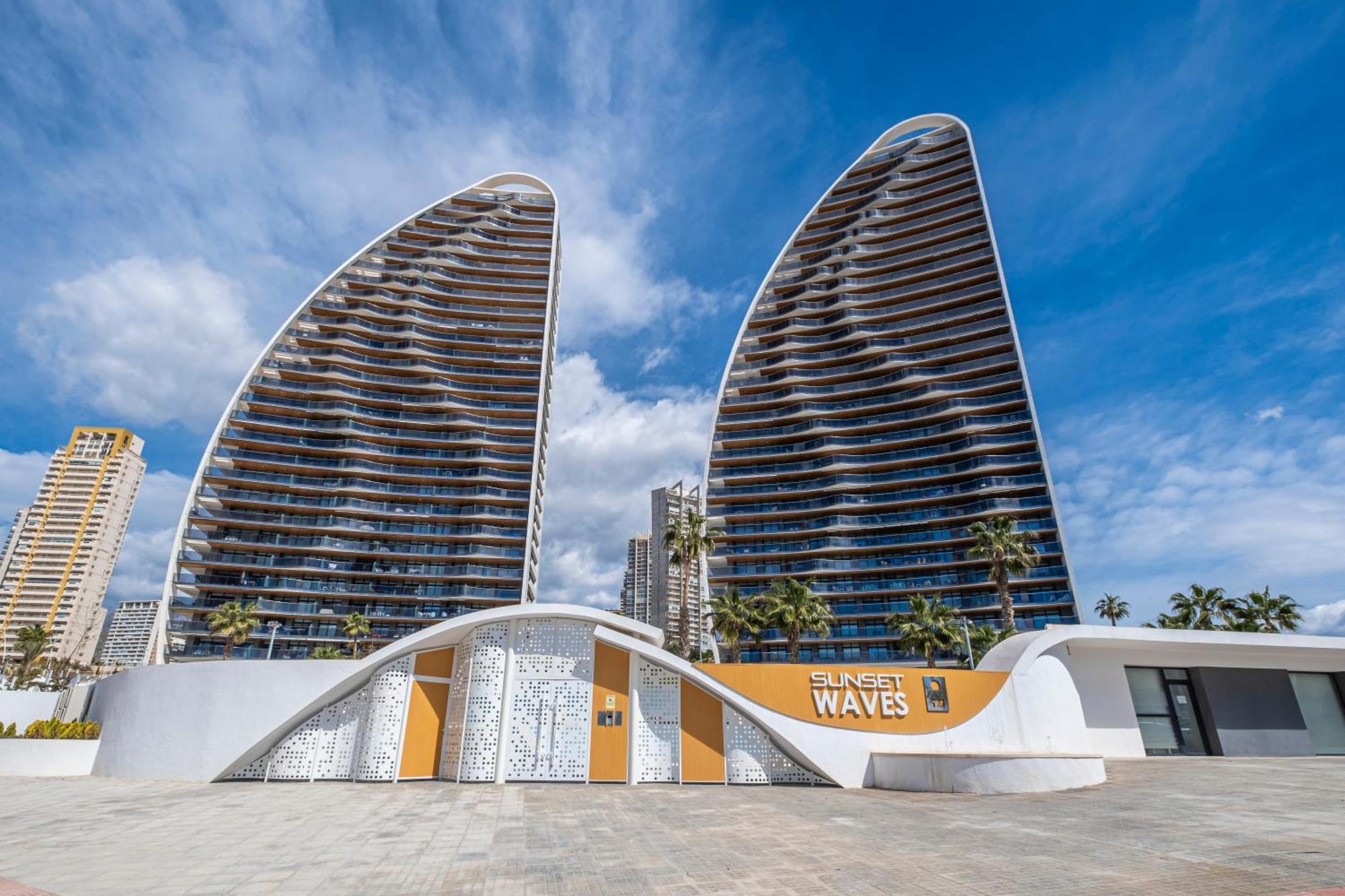 Sunset Waves 18-35 Poniente Beach Resort Benidorm Eksteriør billede